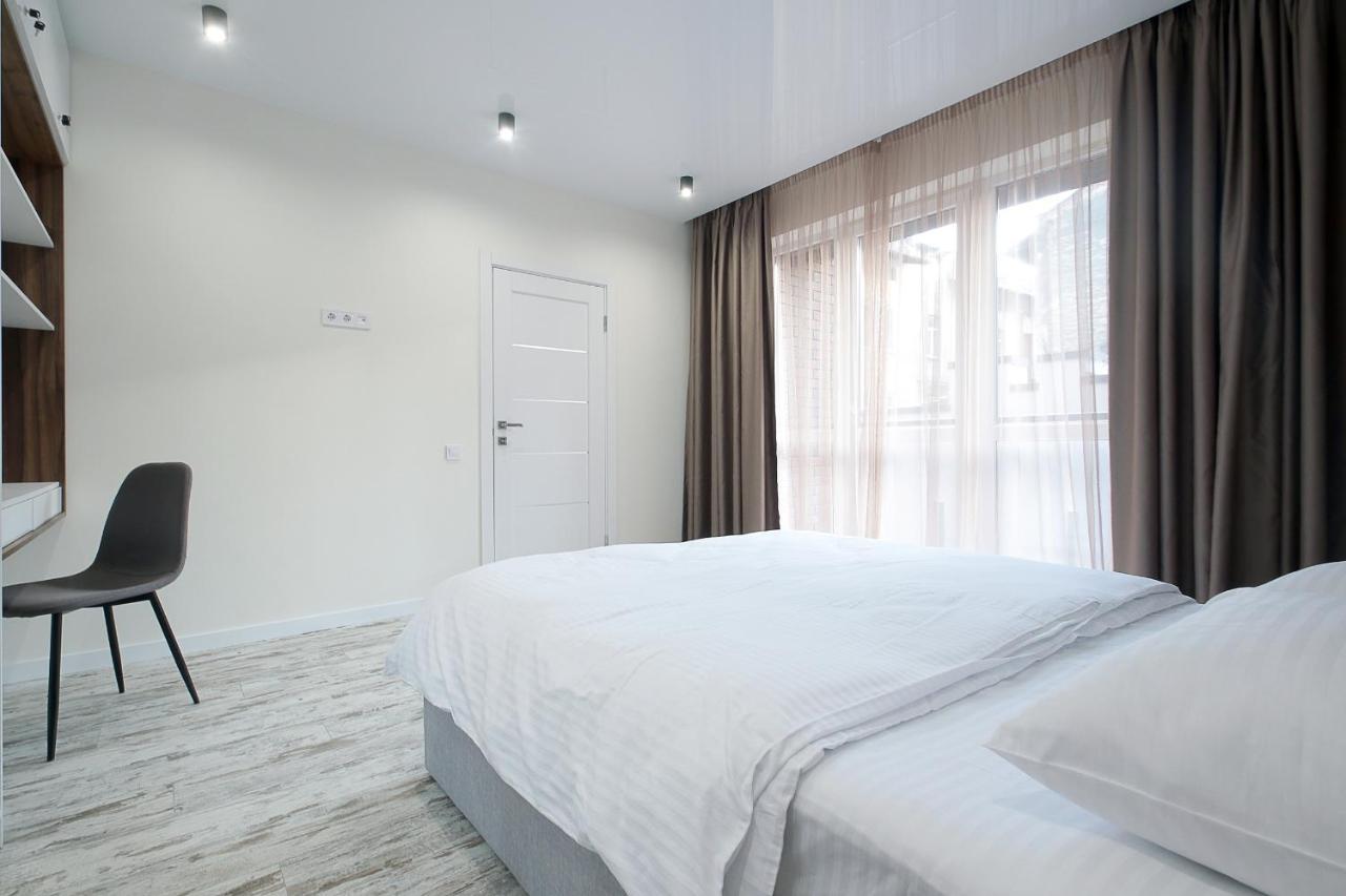 Luxury Nest Lviv Center Apartamento Exterior foto