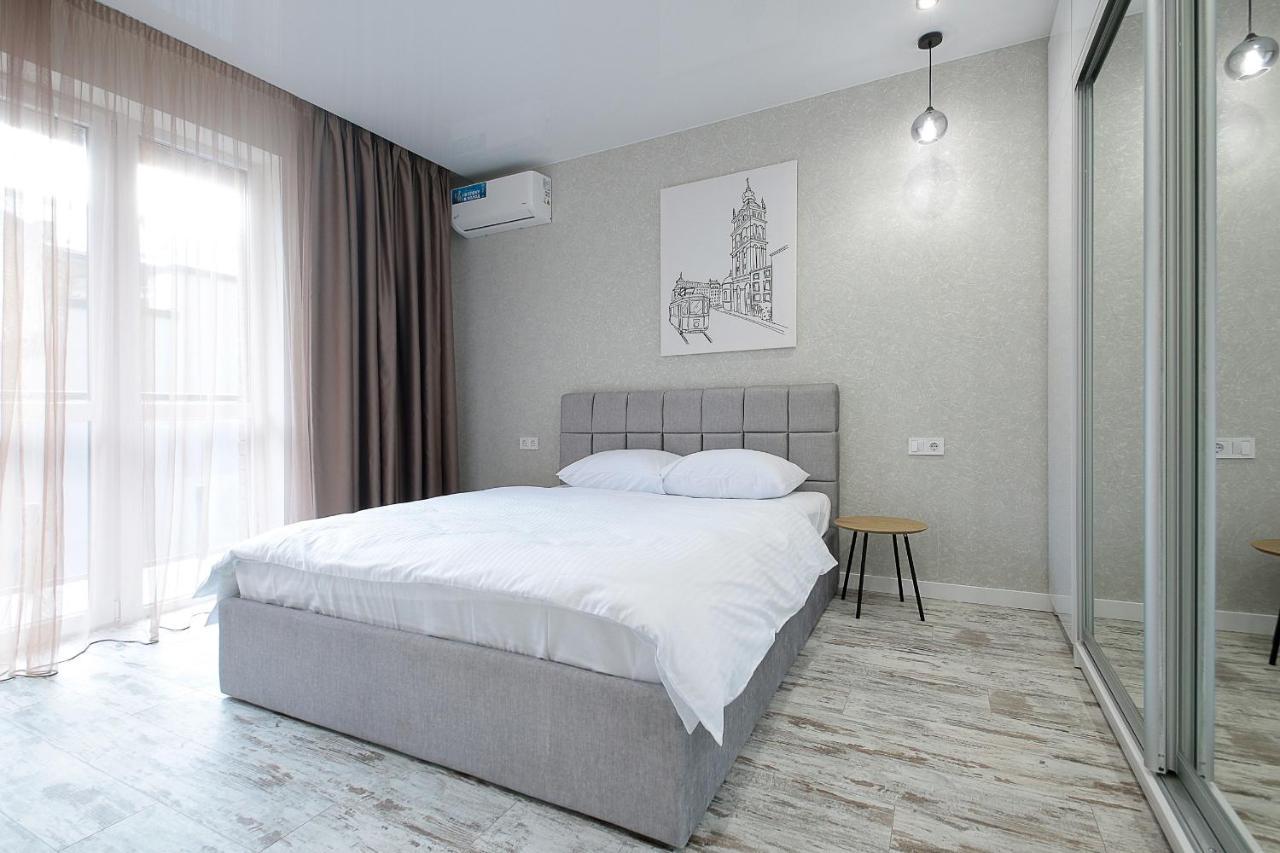 Luxury Nest Lviv Center Apartamento Exterior foto