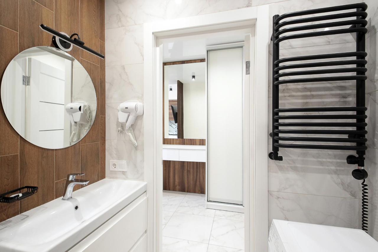 Luxury Nest Lviv Center Apartamento Exterior foto
