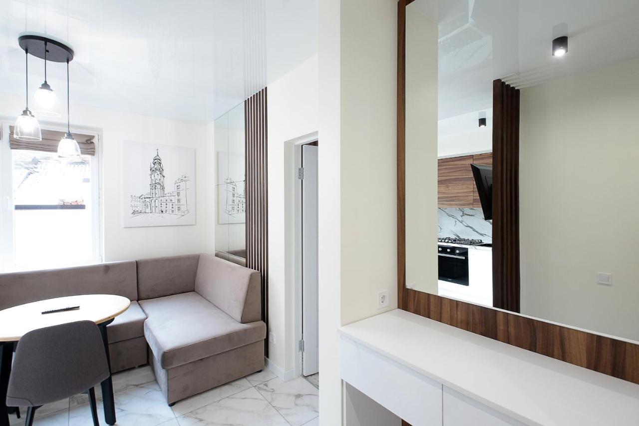 Luxury Nest Lviv Center Apartamento Exterior foto
