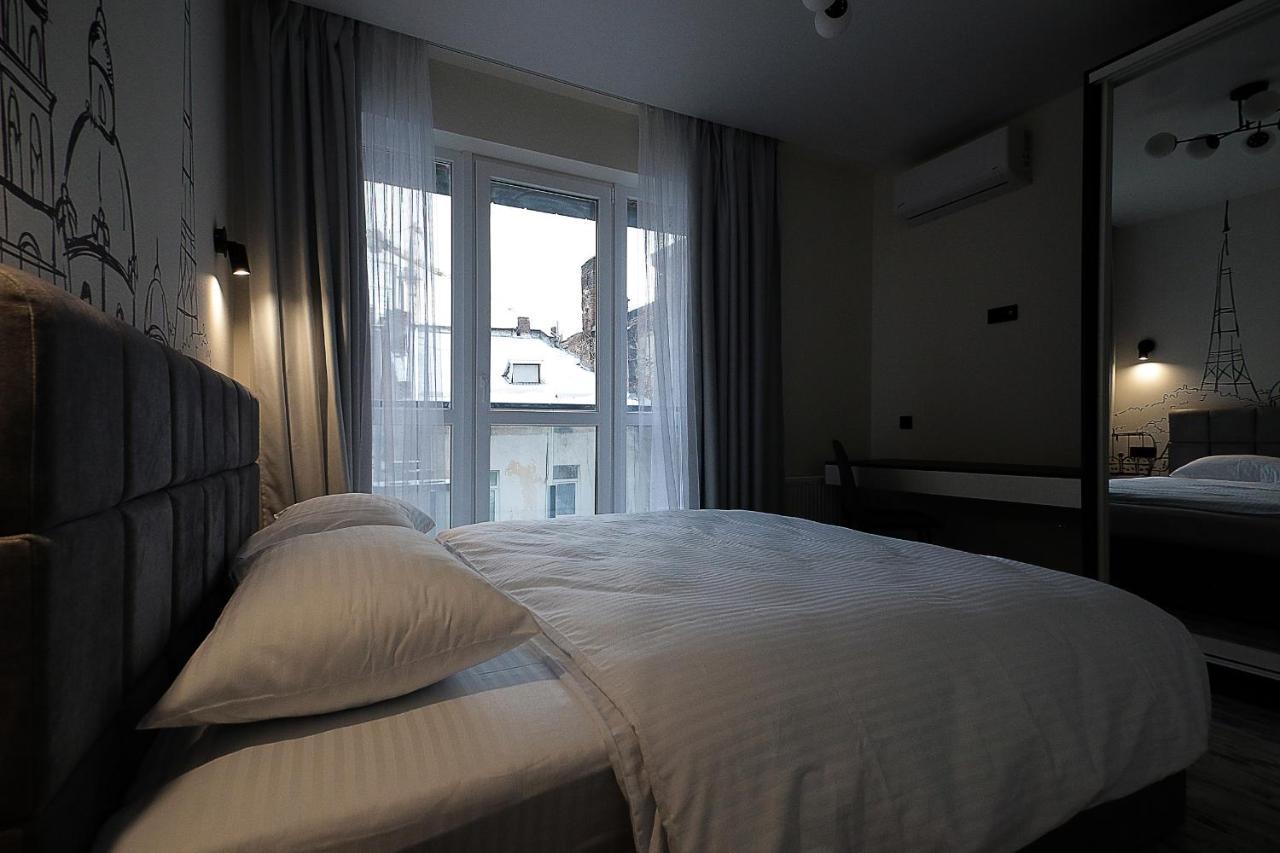 Luxury Nest Lviv Center Apartamento Exterior foto