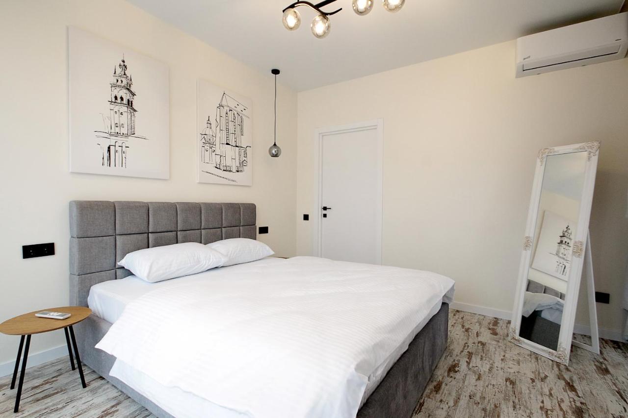 Luxury Nest Lviv Center Apartamento Exterior foto