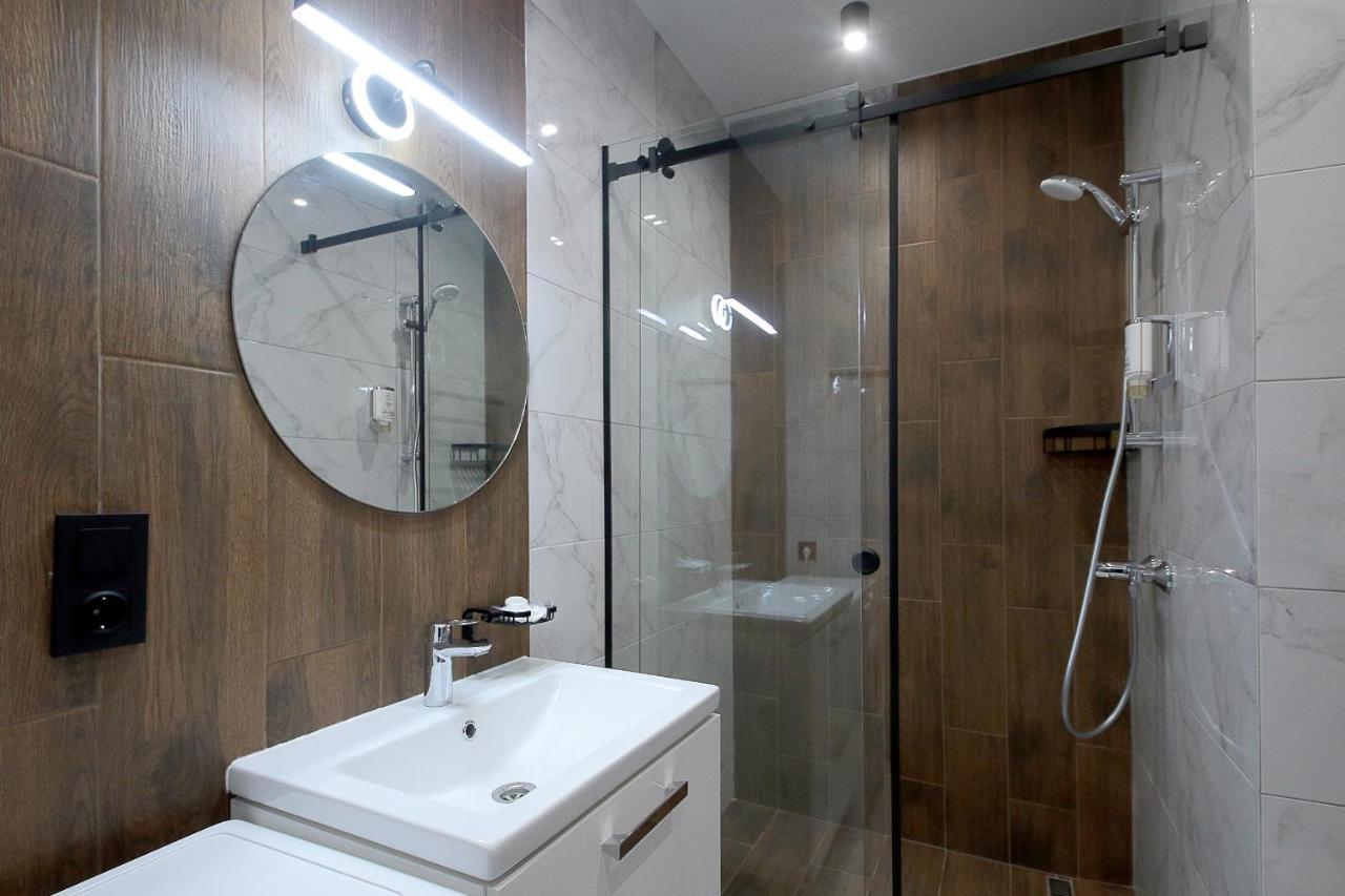 Luxury Nest Lviv Center Apartamento Exterior foto